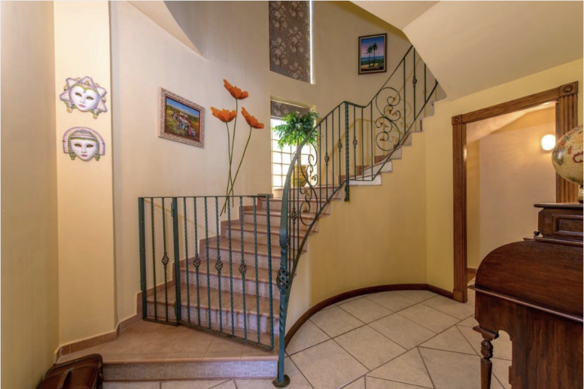 Återförsäljning - Villa -
La Mata - Costa Blanca