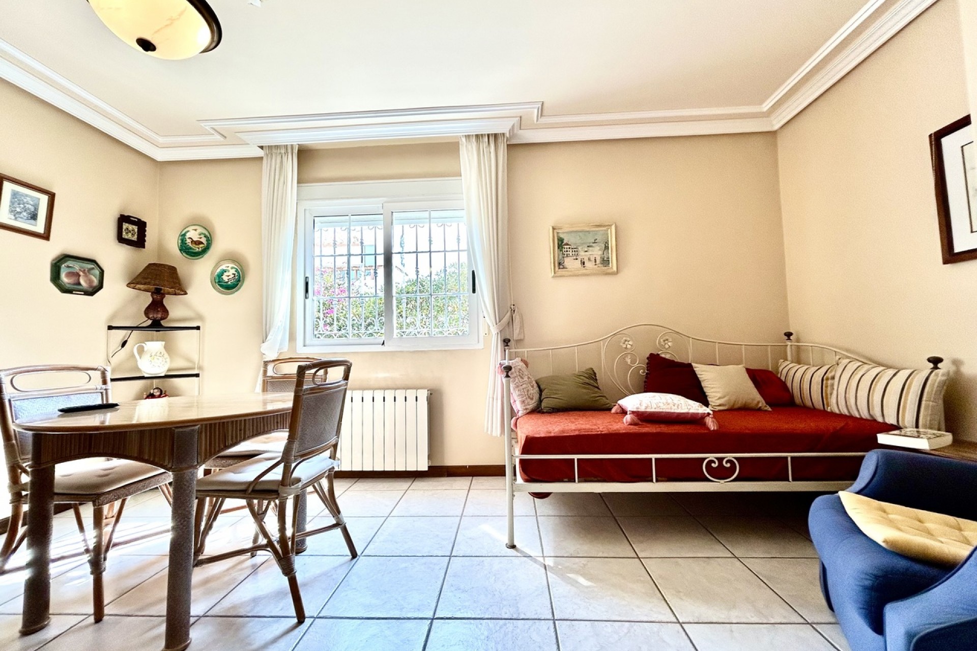 Återförsäljning - Villa -
La Mata - Costa Blanca