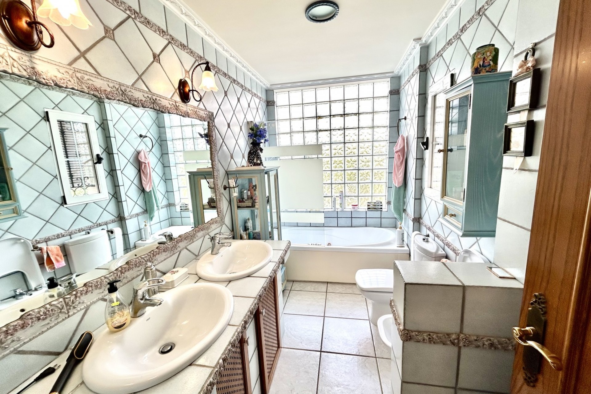 Återförsäljning - Villa -
La Mata - Costa Blanca