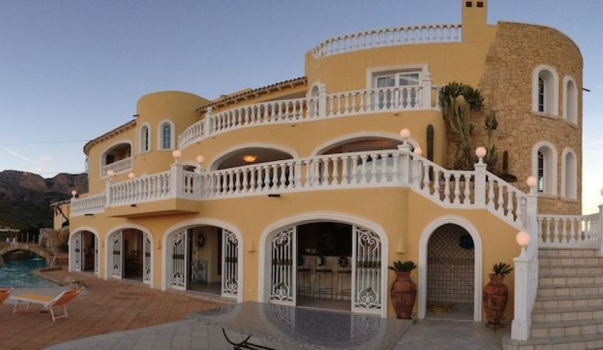 Återförsäljning - Villa -
La Nucía - Costa Blanca