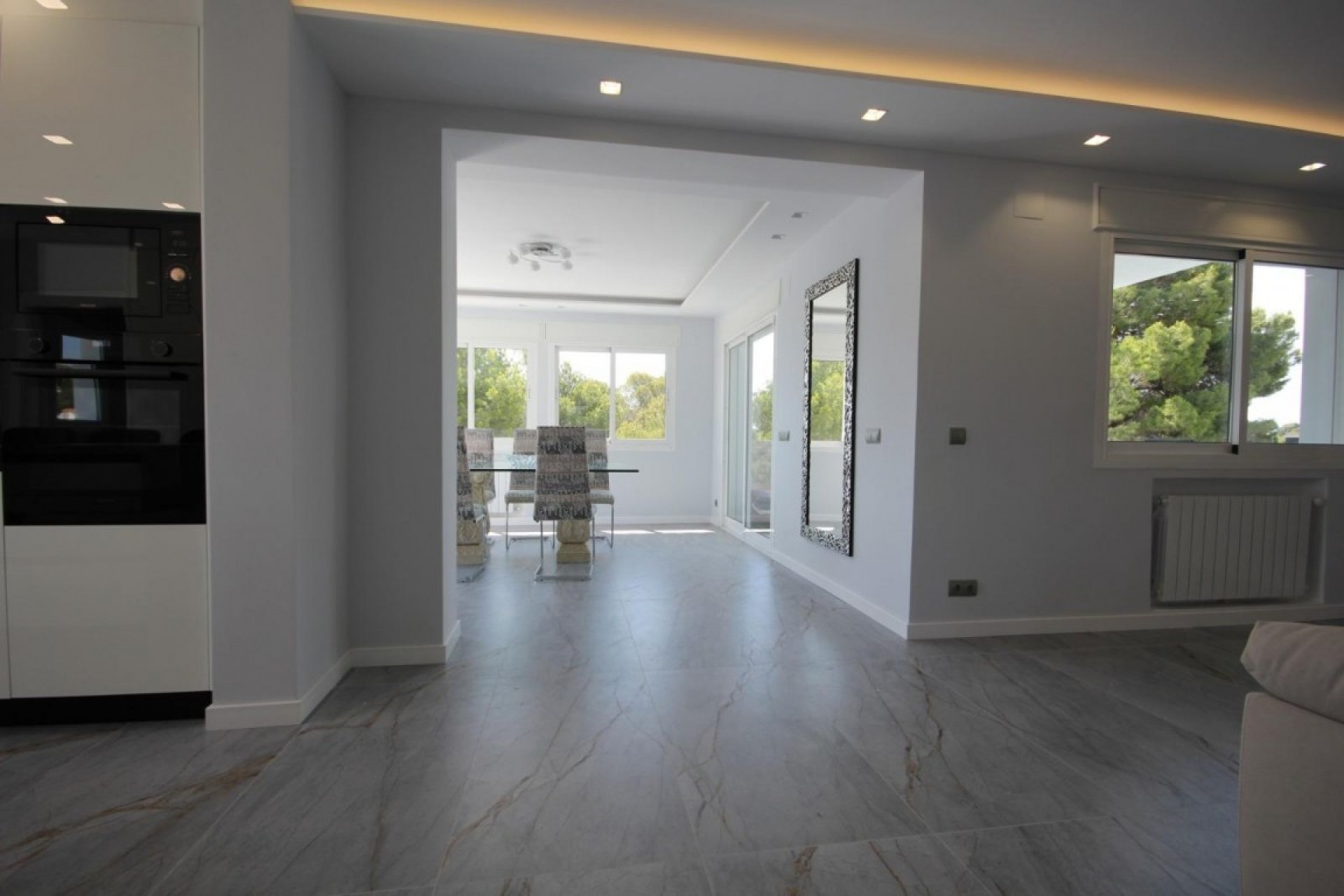 Återförsäljning - Villa -
La Nucía - Costa Blanca