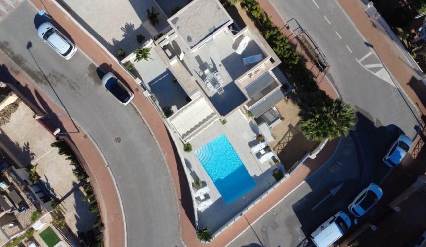 Återförsäljning - Villa -
La Nucía - Costa Blanca