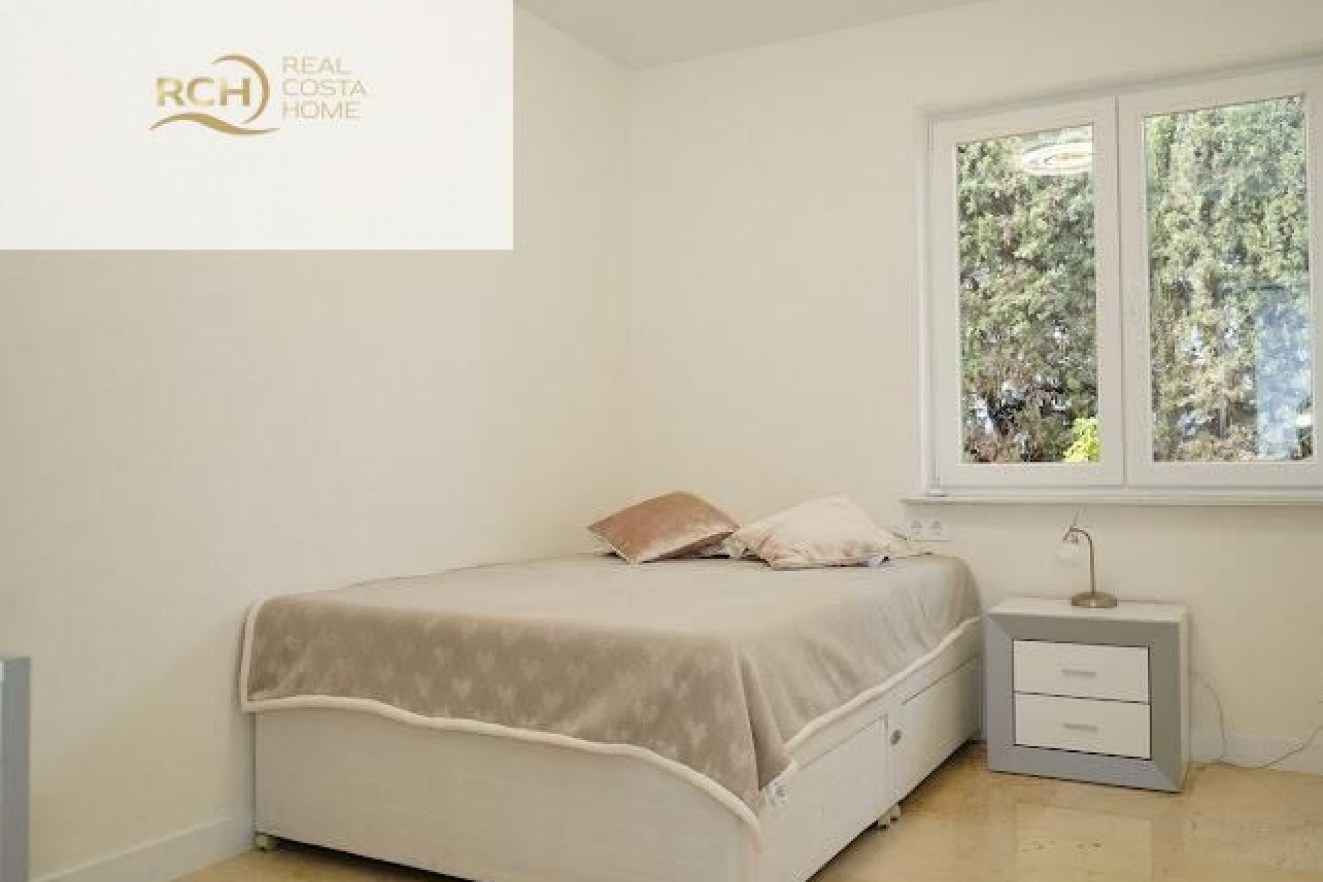 Återförsäljning - Villa -
La Nucía - Montebello - Nou Espai