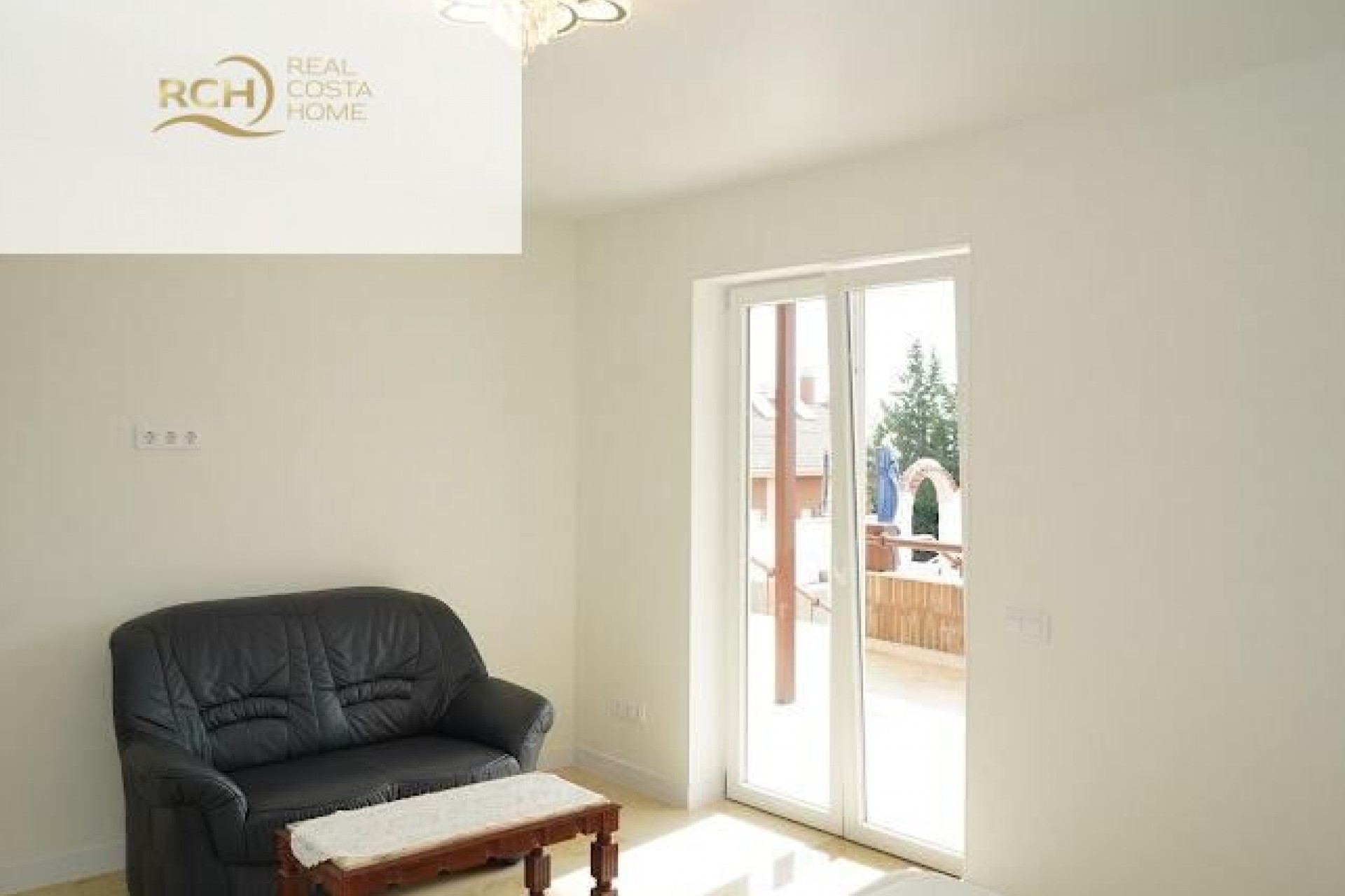 Återförsäljning - Villa -
La Nucía - Montebello - Nou Espai