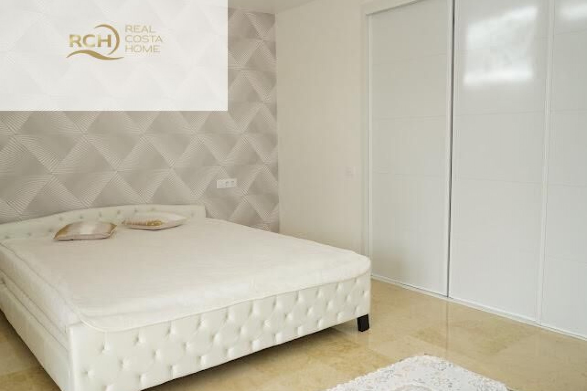 Återförsäljning - Villa -
La Nucía - Montebello - Nou Espai