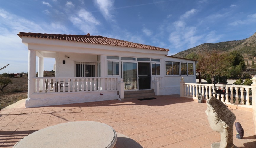 Återförsäljning - Villa -
La Romana - Inland