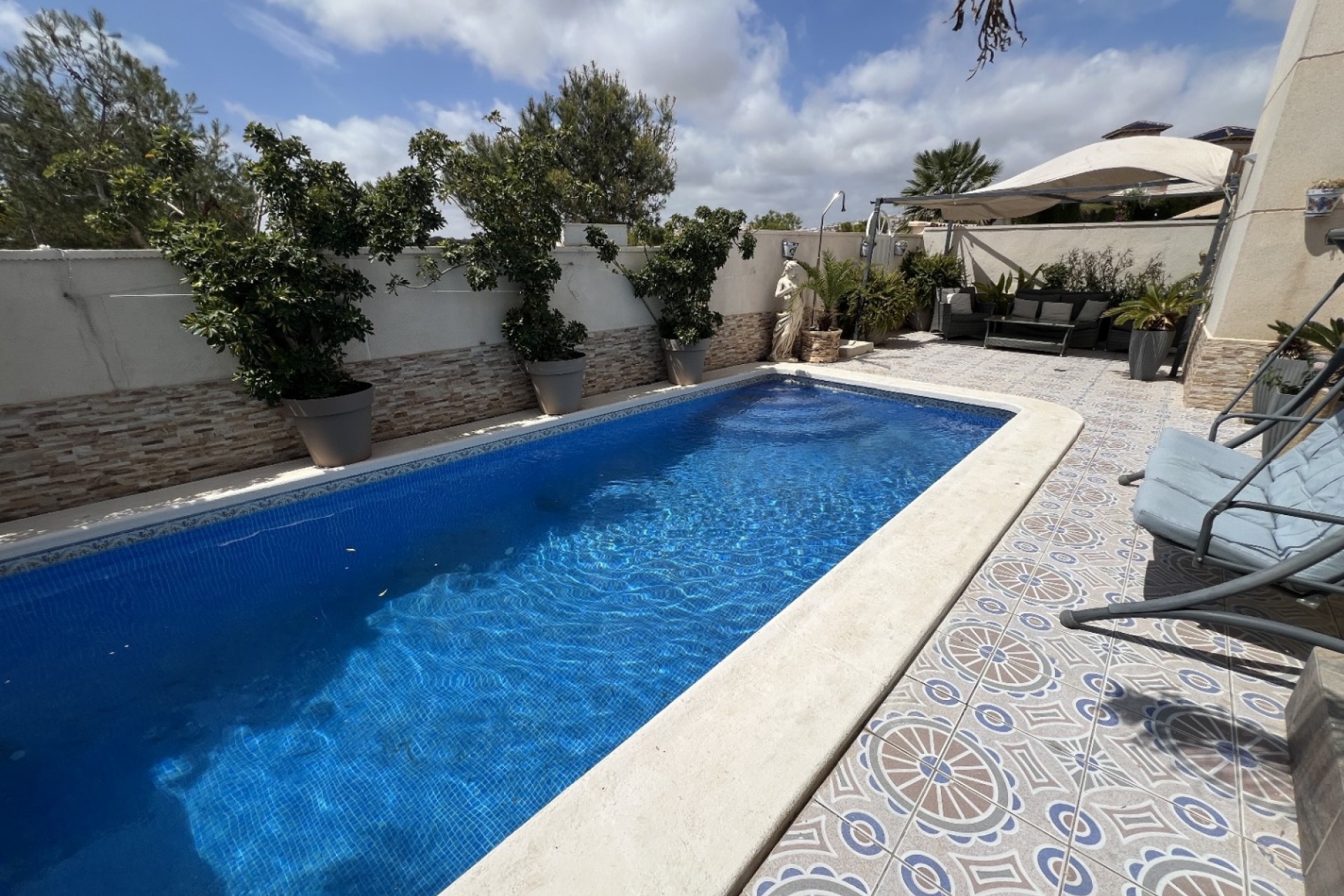 Återförsäljning - Villa -
La Zenia - Costa Blanca