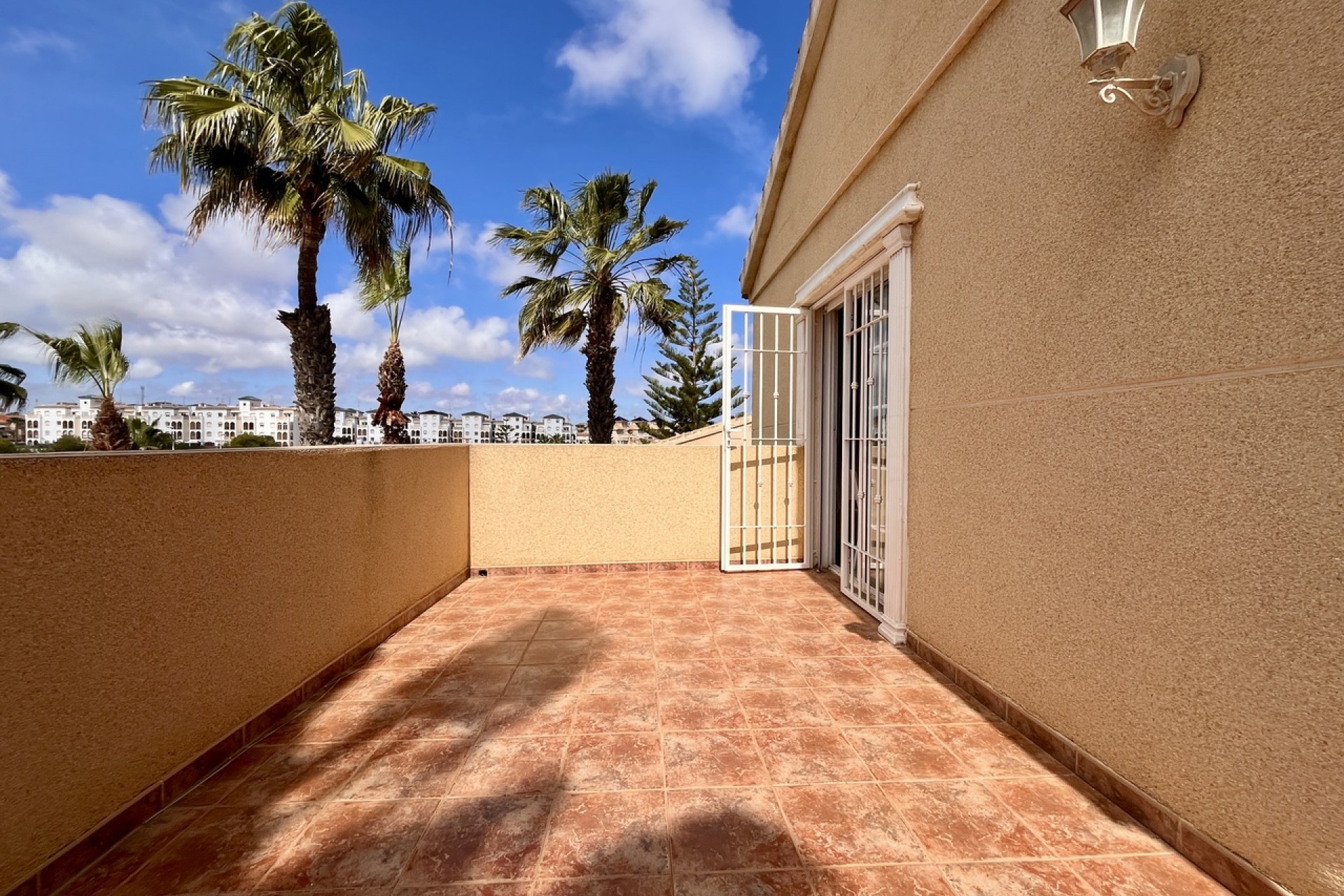Återförsäljning - Villa -
La Zenia - Costa Blanca