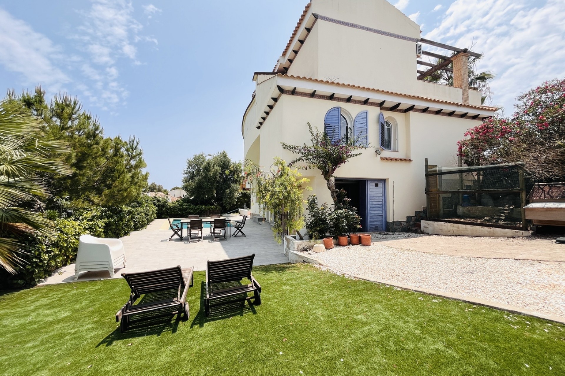 Återförsäljning - Villa -
La Zenia - Costa Blanca