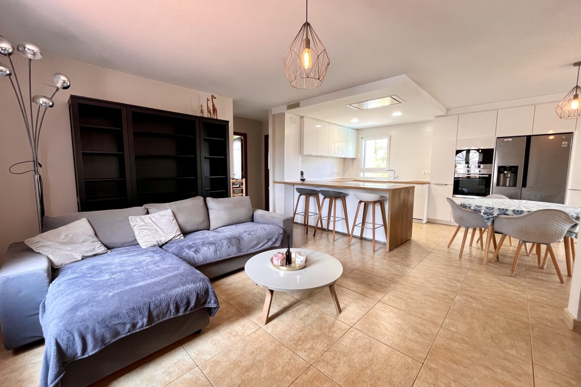 Återförsäljning - Villa -
La Zenia - Costa Blanca