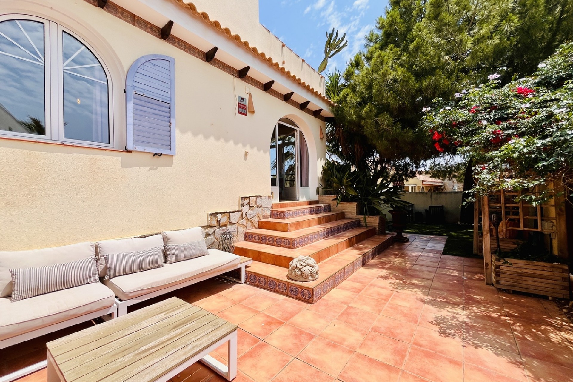 Återförsäljning - Villa -
La Zenia - Costa Blanca