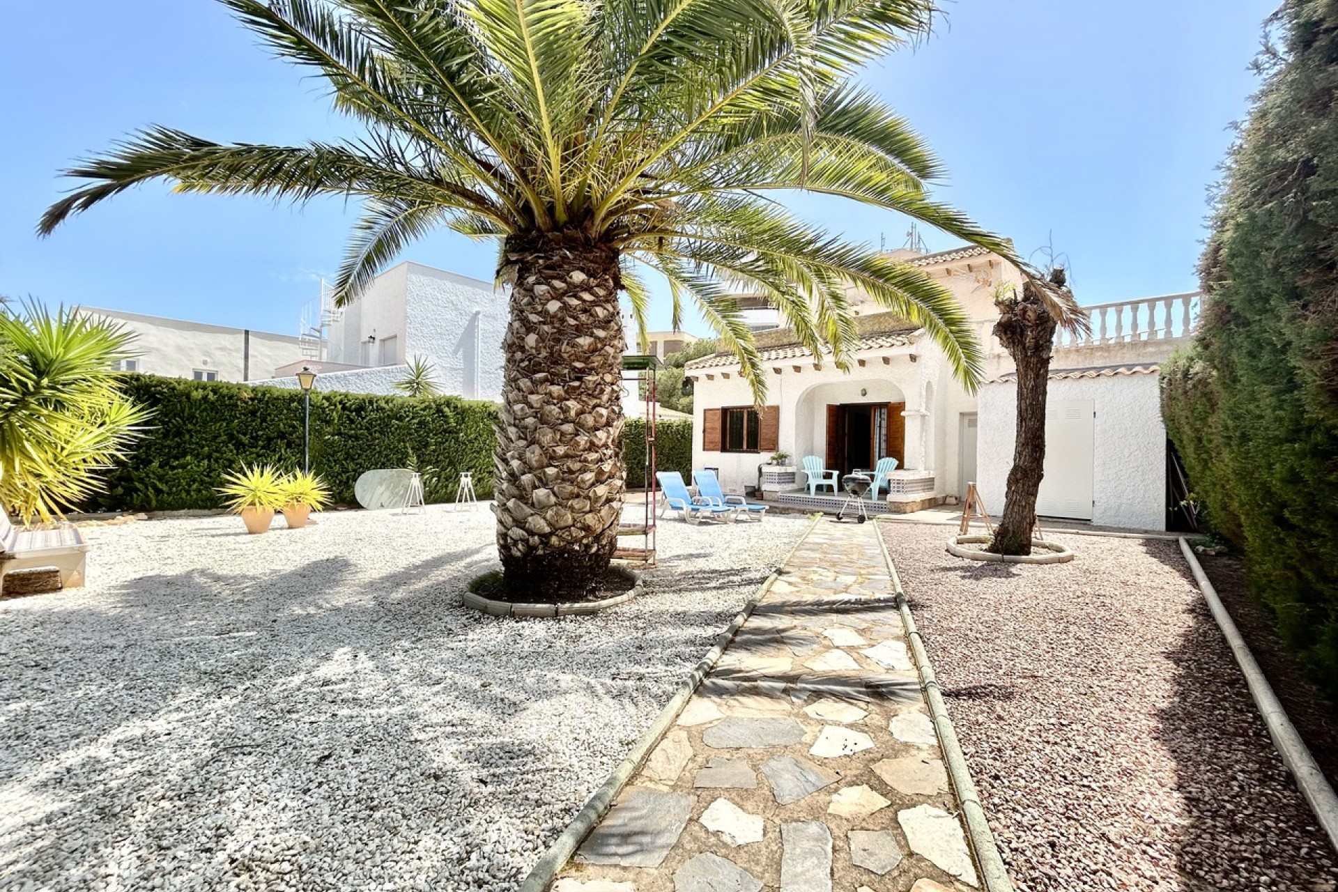 Återförsäljning - Villa -
La Zenia - Costa Blanca