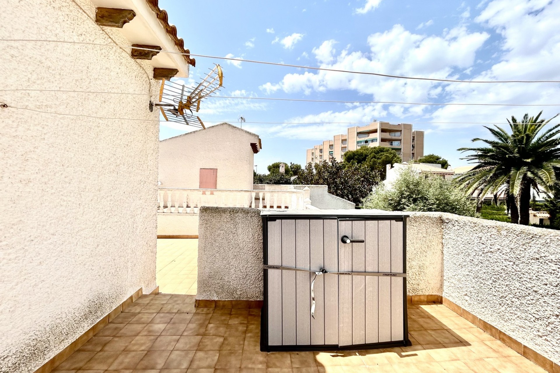 Återförsäljning - Villa -
La Zenia - Costa Blanca