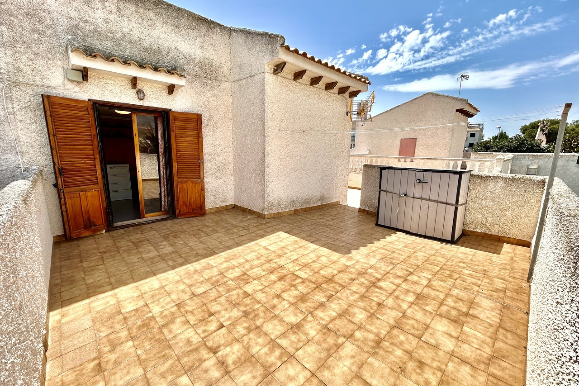 Återförsäljning - Villa -
La Zenia - Costa Blanca