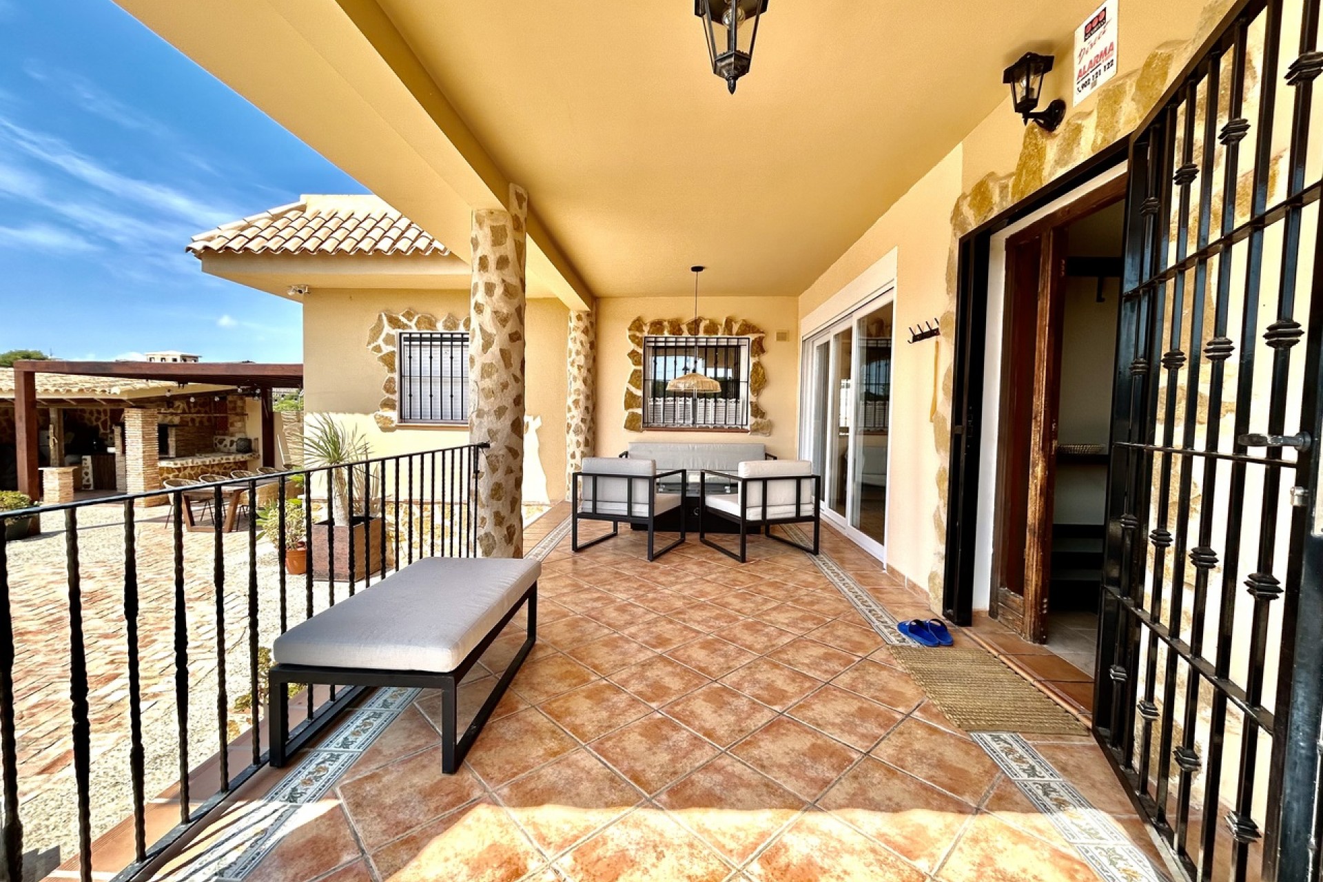 Återförsäljning - Villa -
La Zenia - Costa Blanca