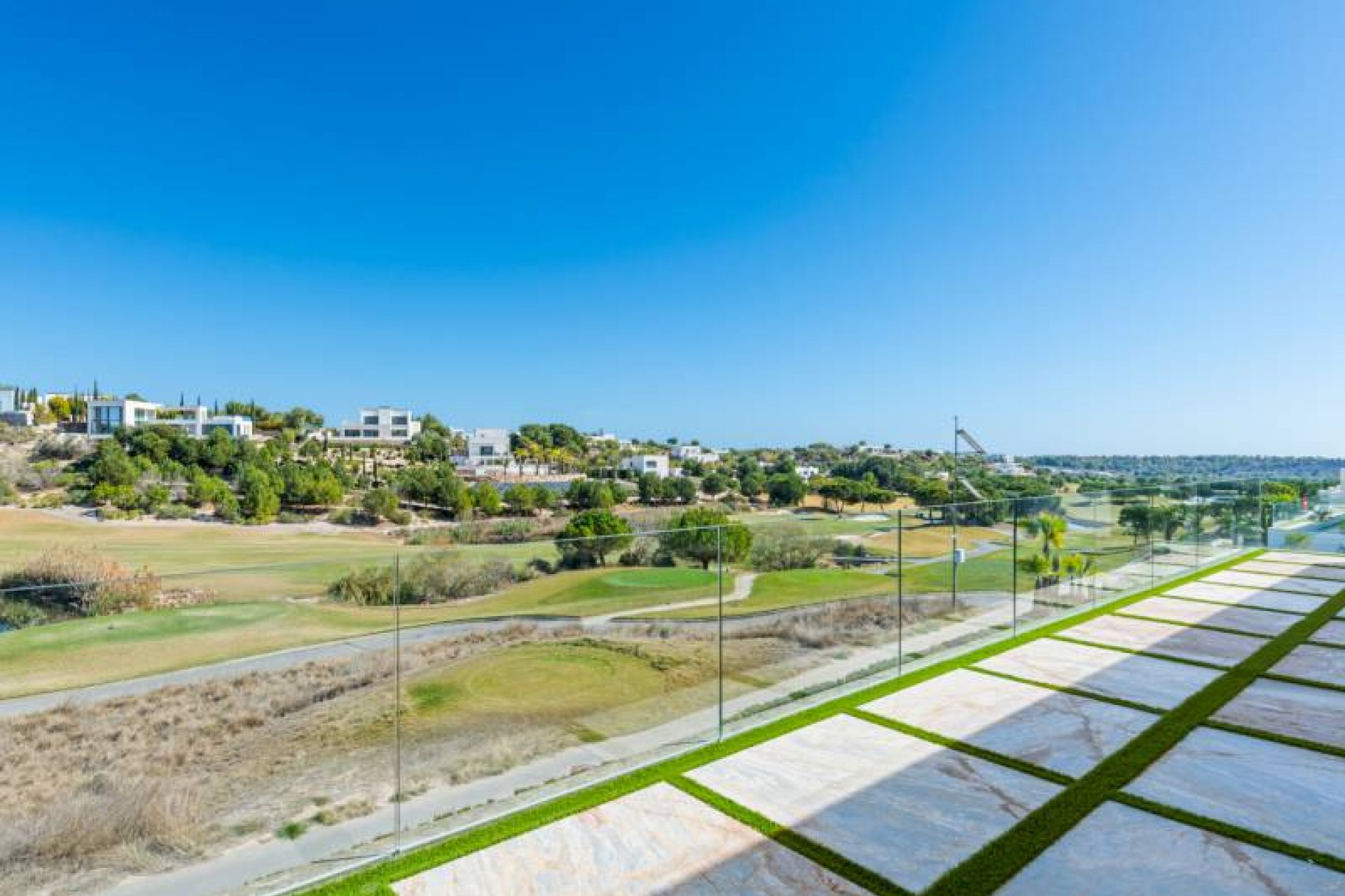 Återförsäljning - Villa -
Las Colinas Golf - Costa Blanca