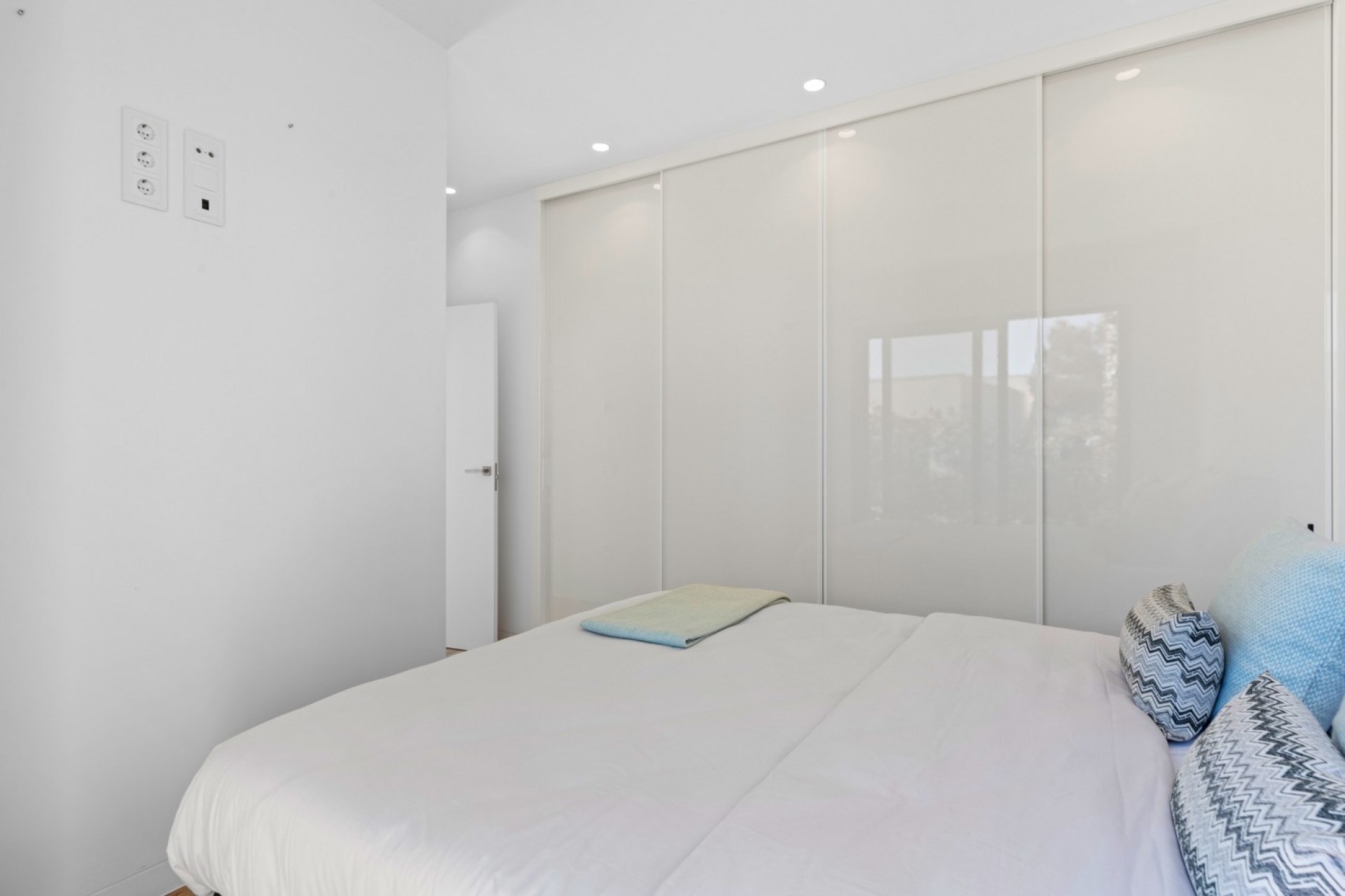 Återförsäljning - Villa -
Las Colinas Golf - Costa Blanca