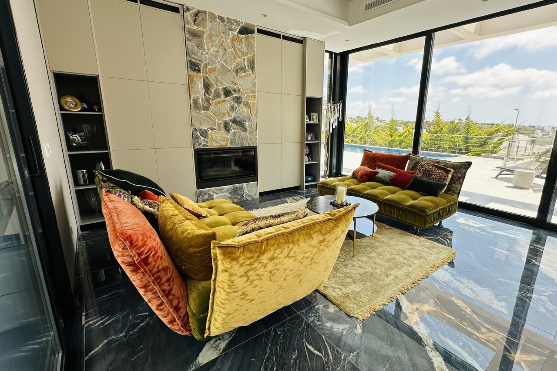 Återförsäljning - Villa -
Las Colinas Golf - Costa Blanca