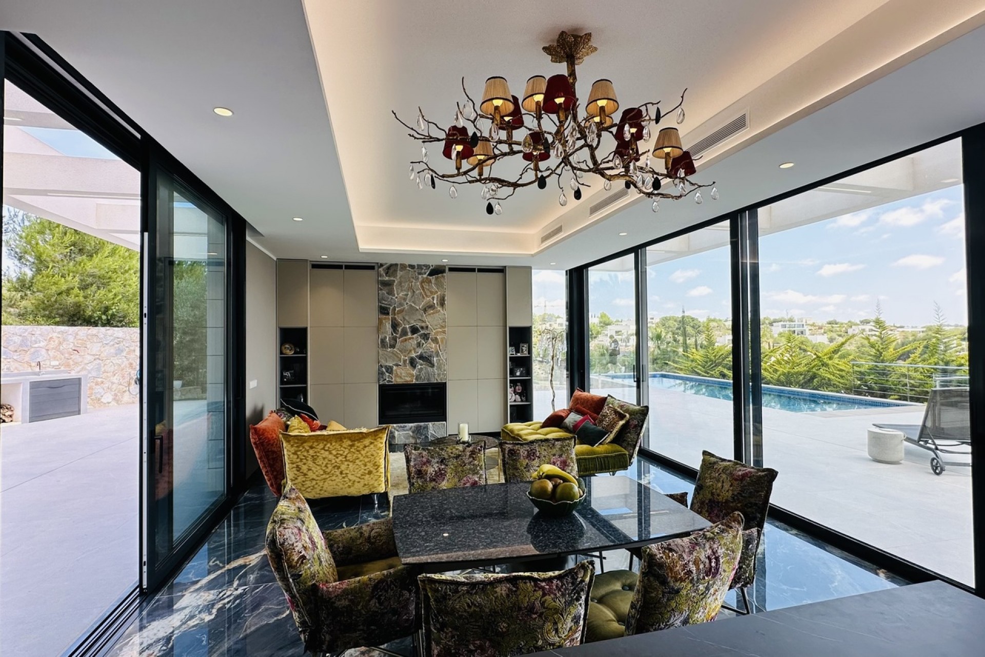 Återförsäljning - Villa -
Las Colinas Golf - Costa Blanca