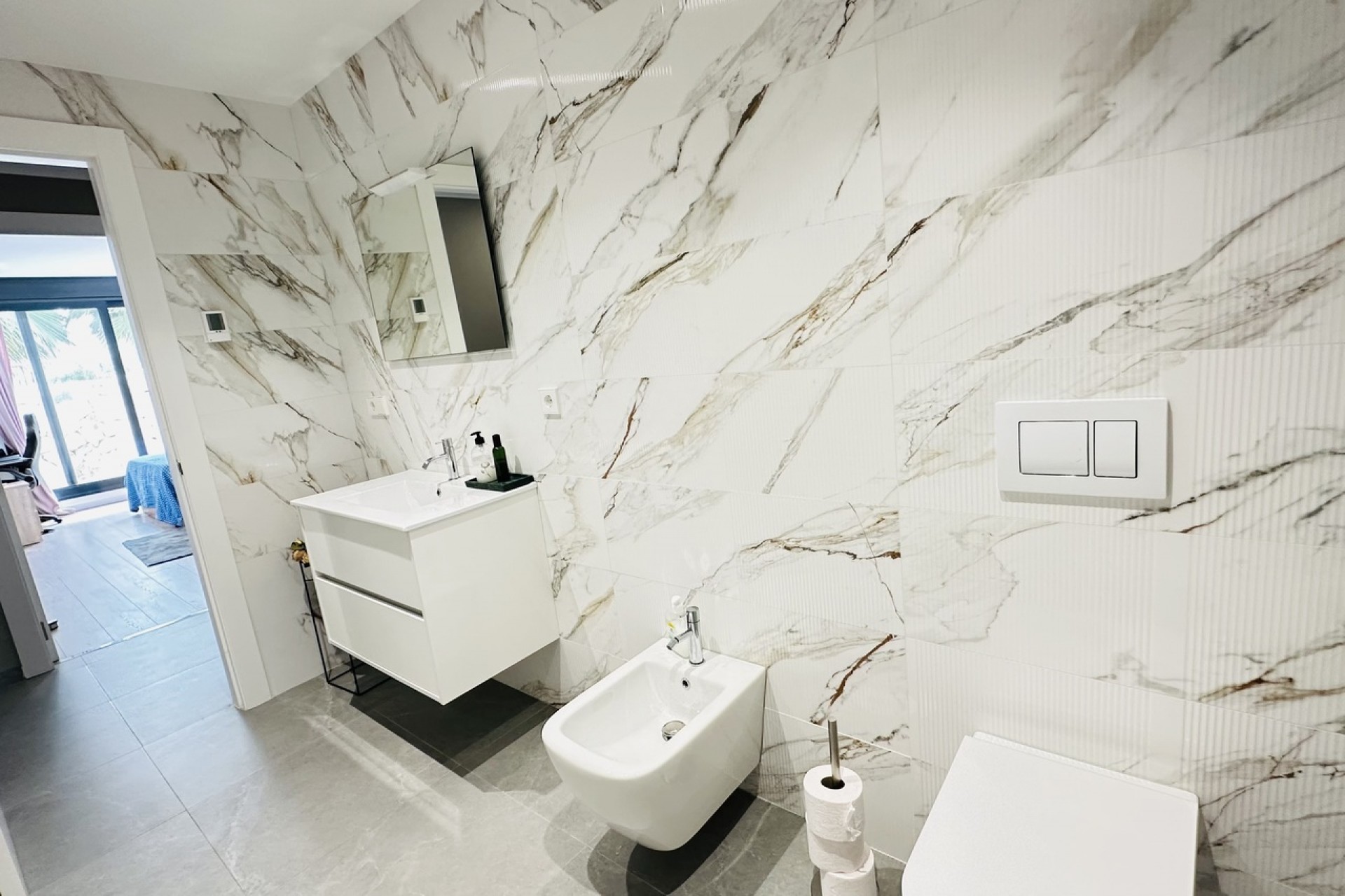 Återförsäljning - Villa -
Las Colinas Golf - Costa Blanca