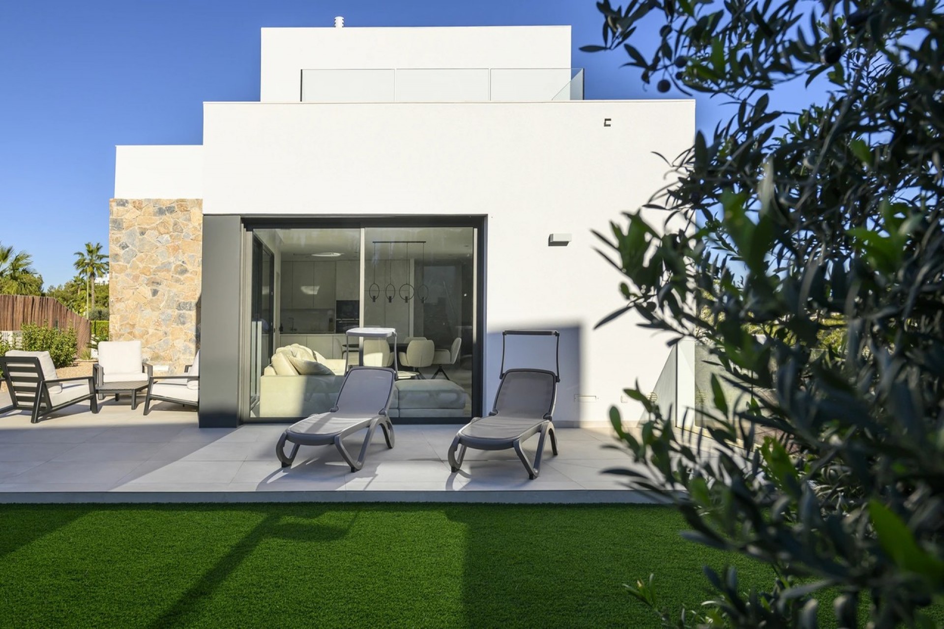 Återförsäljning - Villa -
Las Colinas Golf - Costa Blanca