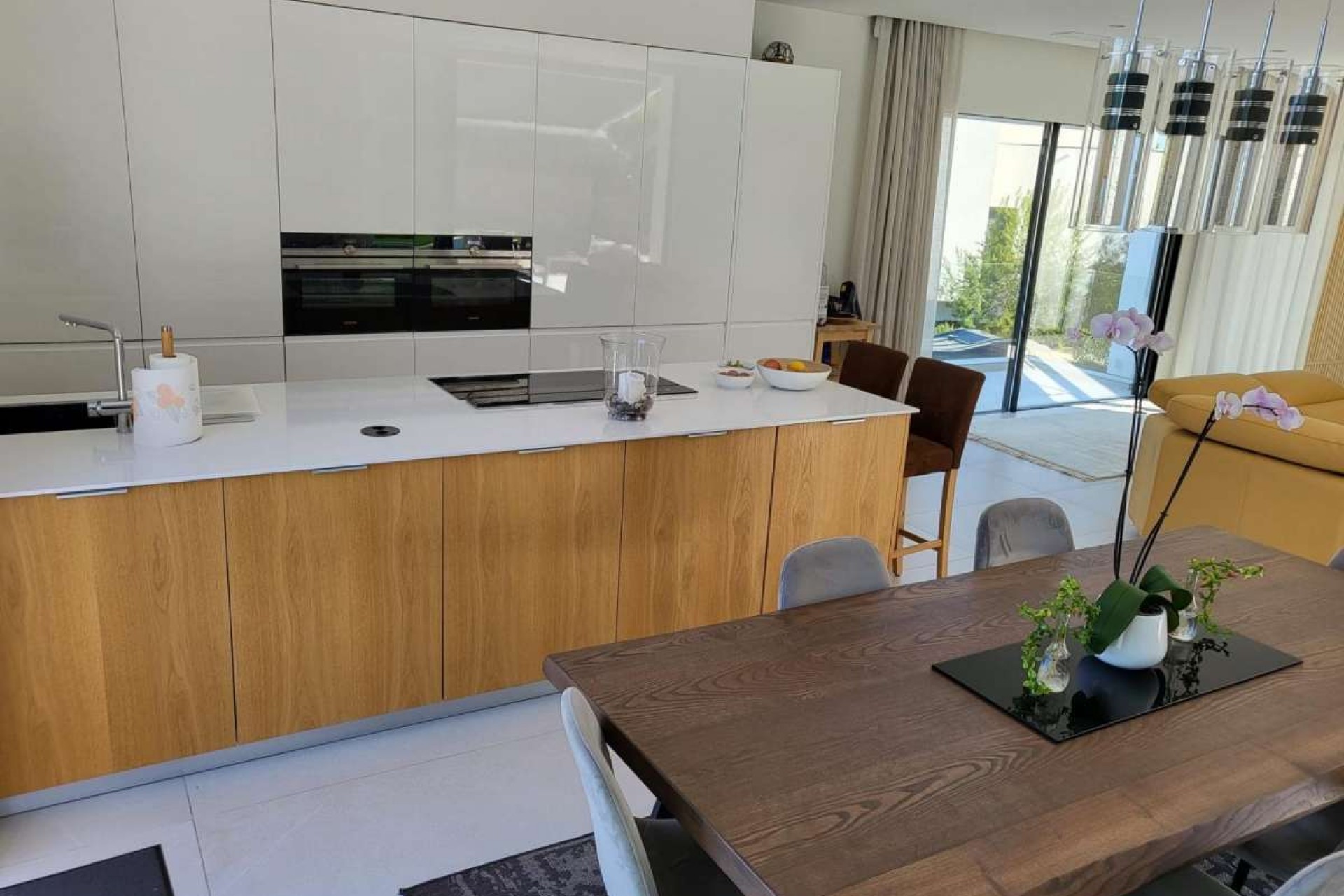 Återförsäljning - Villa -
Las Colinas Golf - Costa Blanca