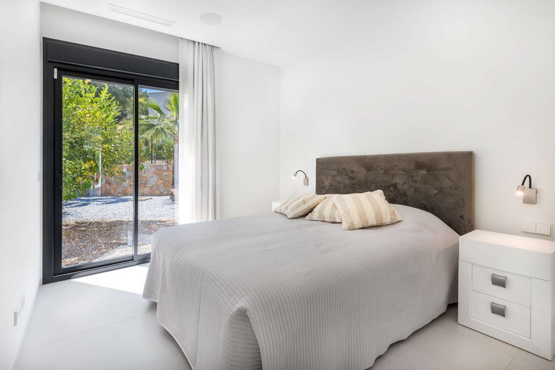 Återförsäljning - Villa -
Las Colinas Golf - Costa Blanca