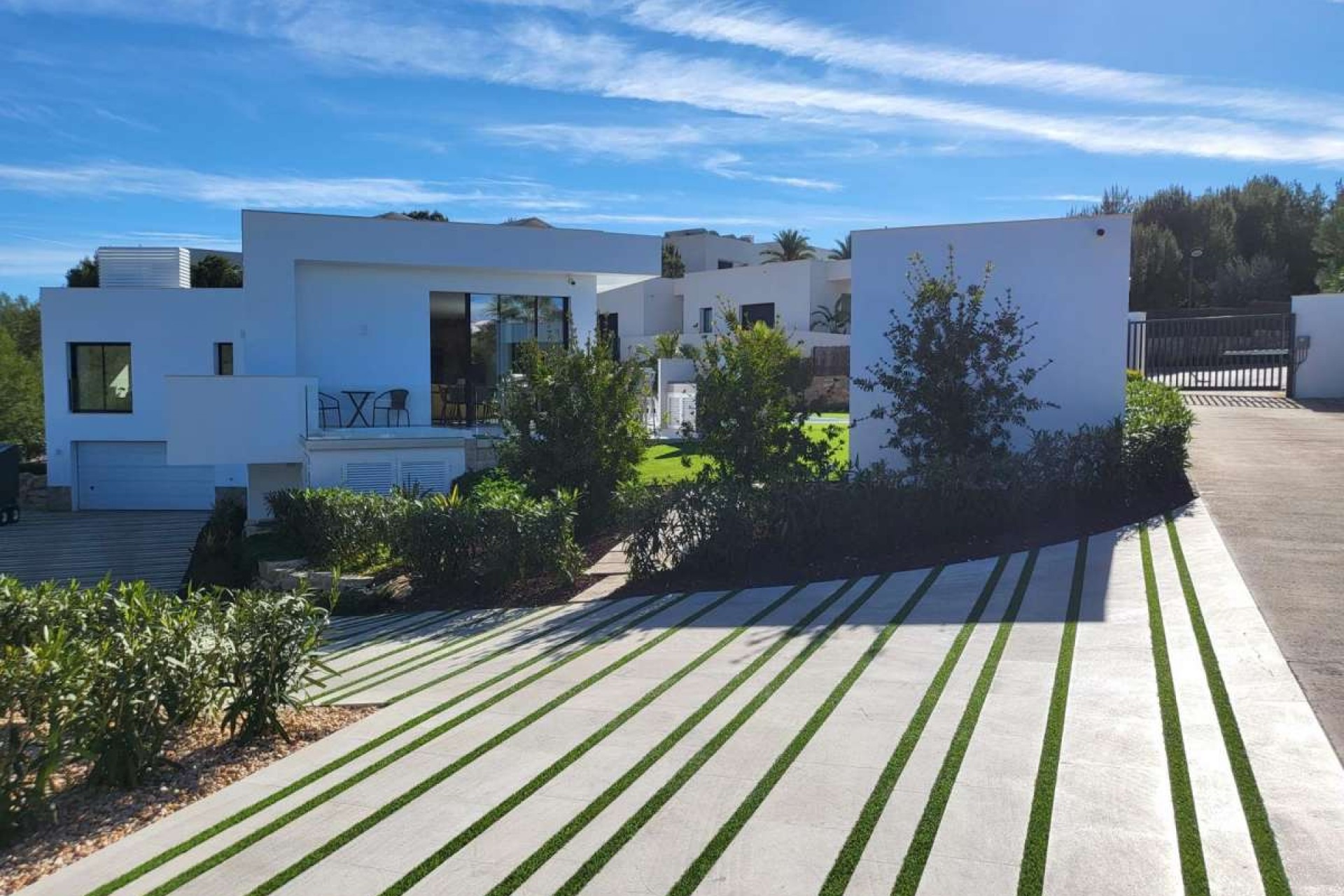 Återförsäljning - Villa -
Las Colinas Golf - Costa Blanca