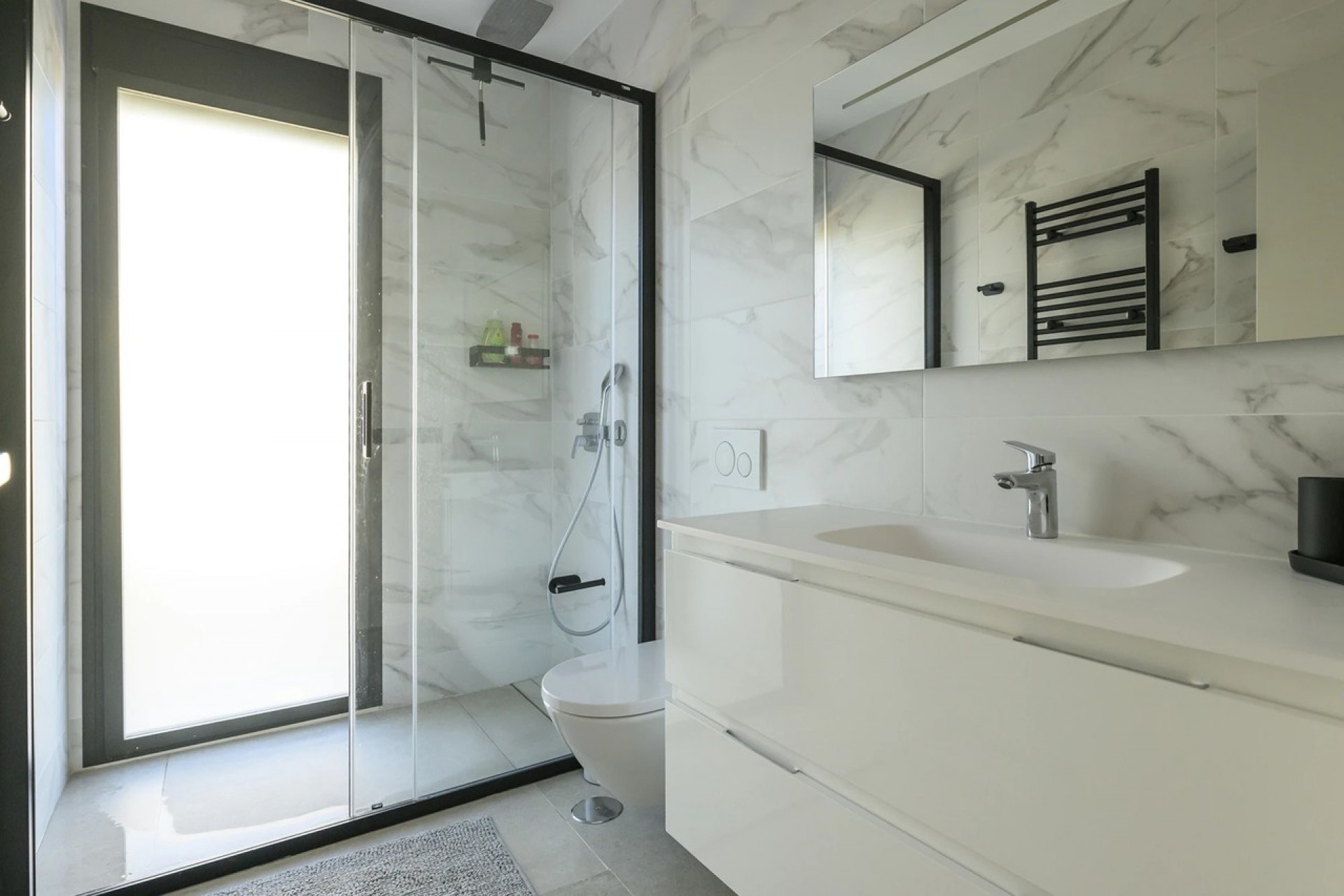 Återförsäljning - Villa -
Las Colinas Golf - Costa Blanca