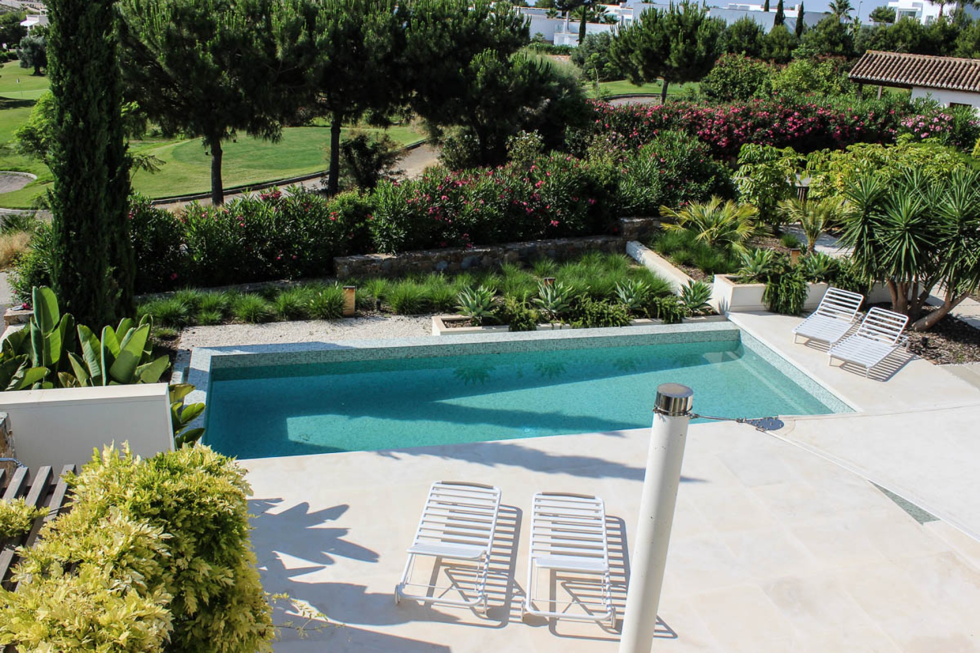 Återförsäljning - Villa -
Las Colinas Golf - Costa Blanca