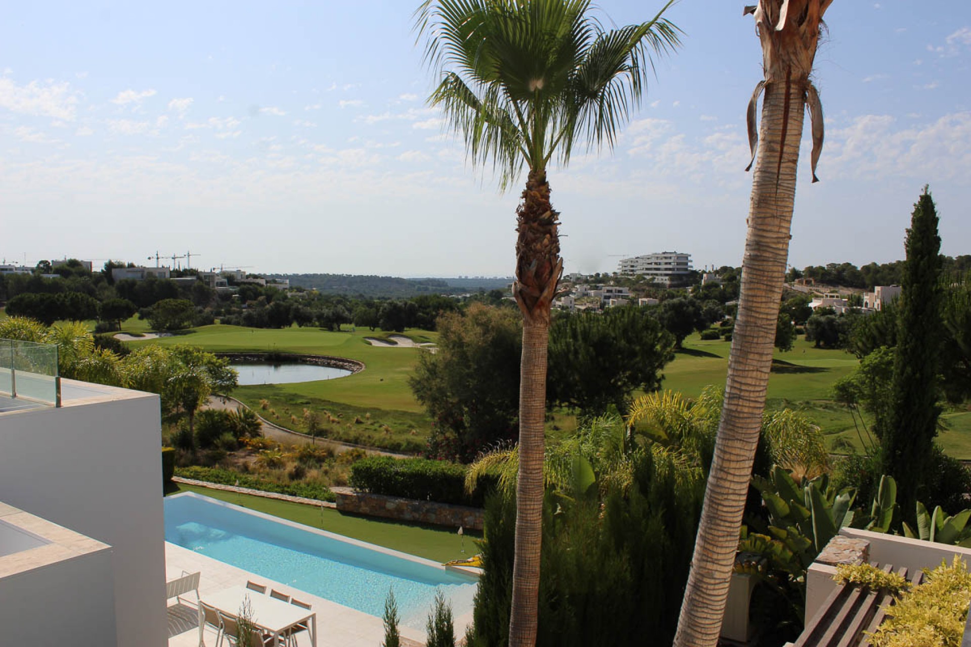 Återförsäljning - Villa -
Las Colinas Golf - Costa Blanca