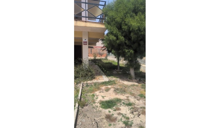 Återförsäljning - Villa -
Los Alcazares - Costa Calida