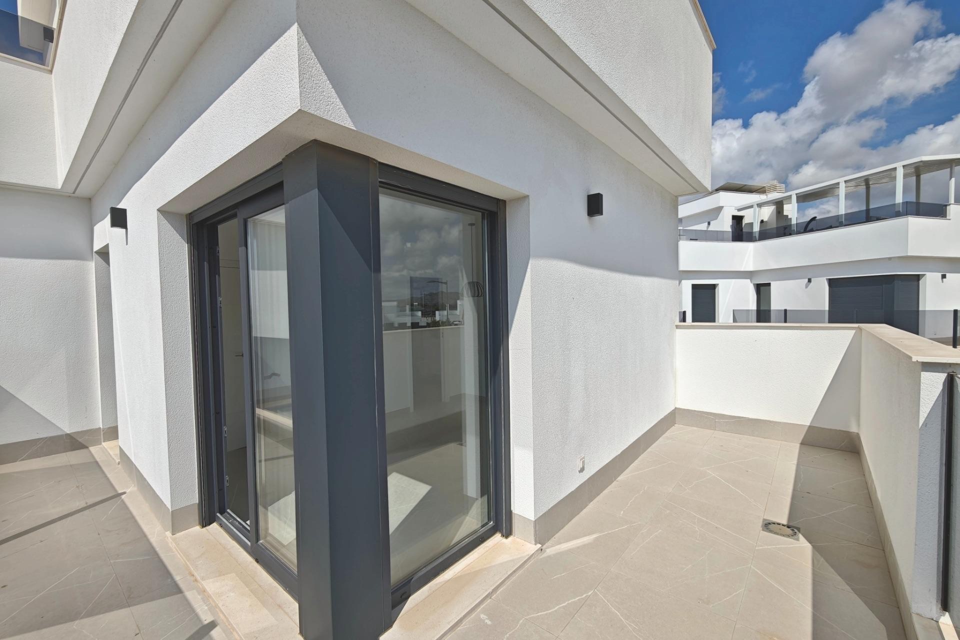 Återförsäljning - Villa -
Los Alcazares - Dolores De Pacheco-santa Rosalía