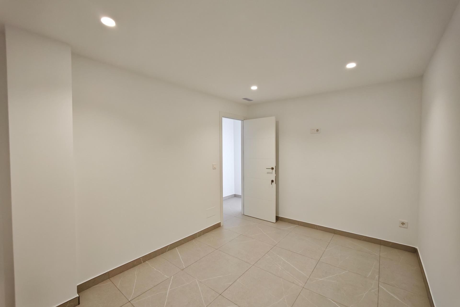 Återförsäljning - Villa -
Los Alcazares - Dolores De Pacheco-santa Rosalía