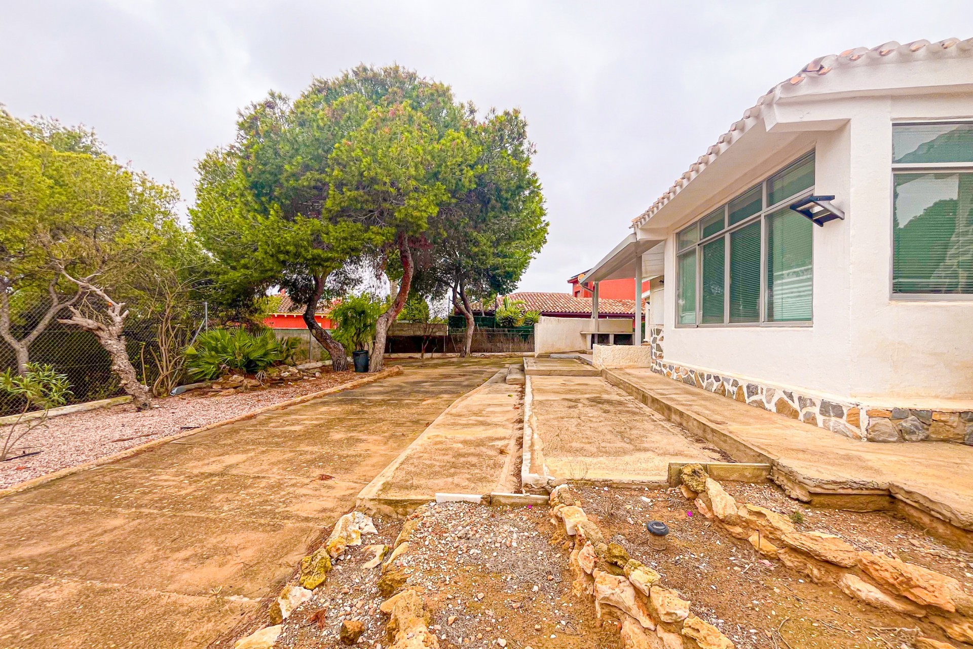 Återförsäljning - Villa -
Los Balcones - Costa Blanca