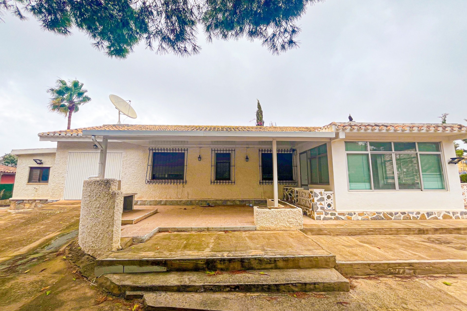 Återförsäljning - Villa -
Los Balcones - Costa Blanca