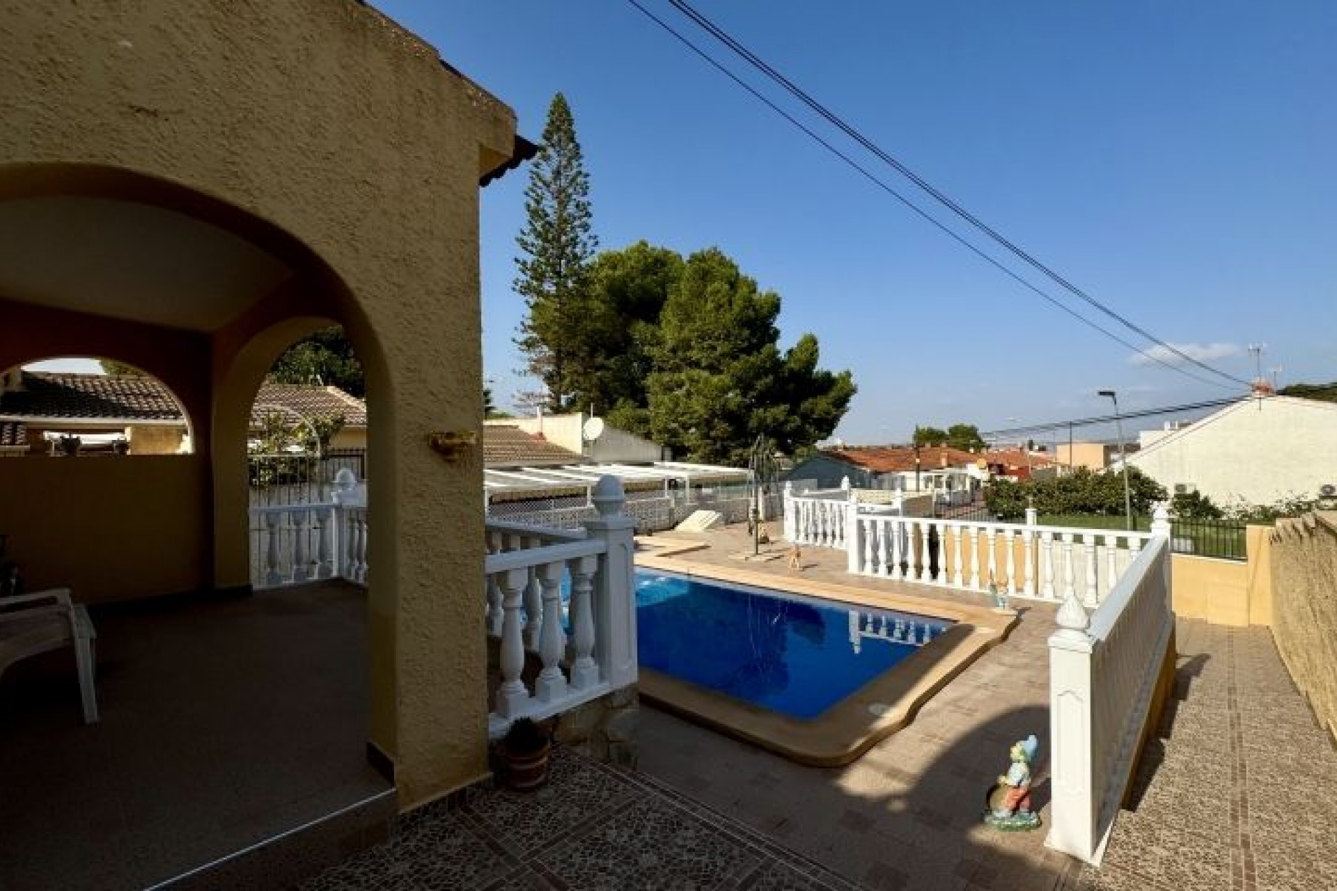 Återförsäljning - Villa -
Los Balcones - Costa Blanca