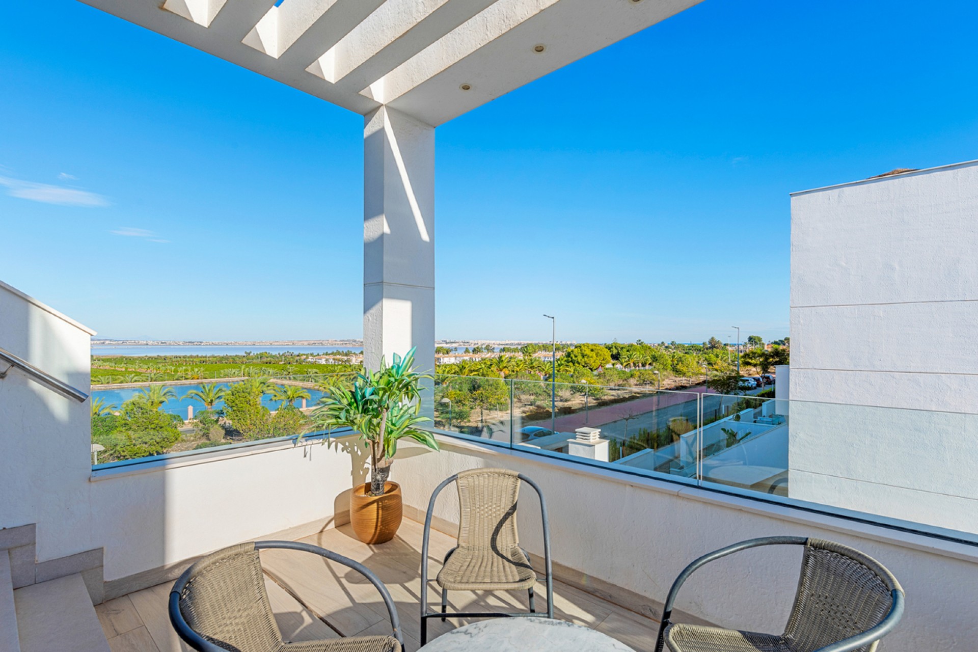 Återförsäljning - Villa -
Los Balcones - Costa Blanca