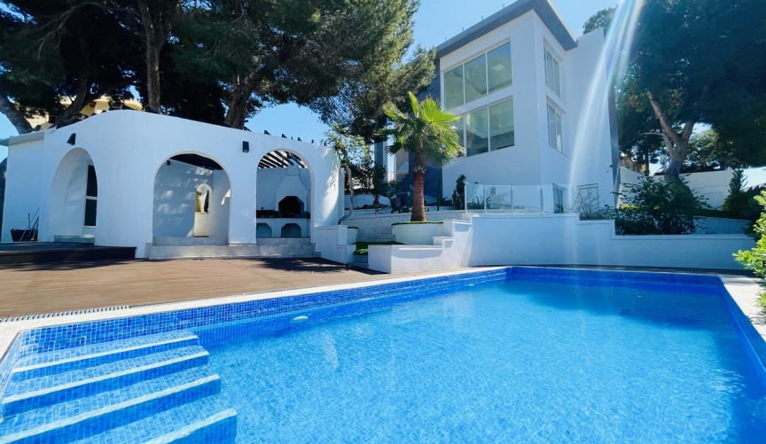 Återförsäljning - Villa -
Los Balcones - Costa Blanca