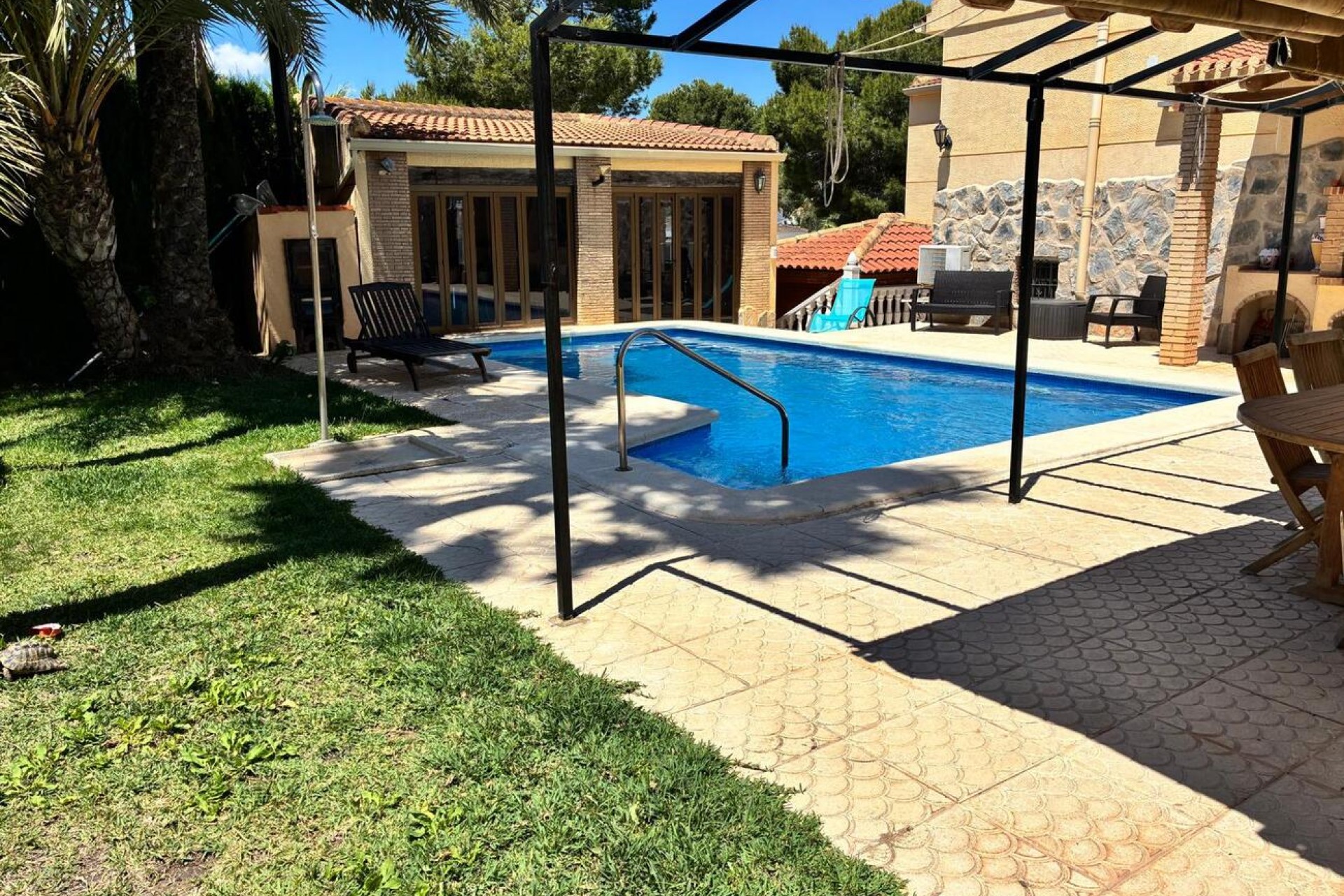 Återförsäljning - Villa -
Los Balcones - Costa Blanca