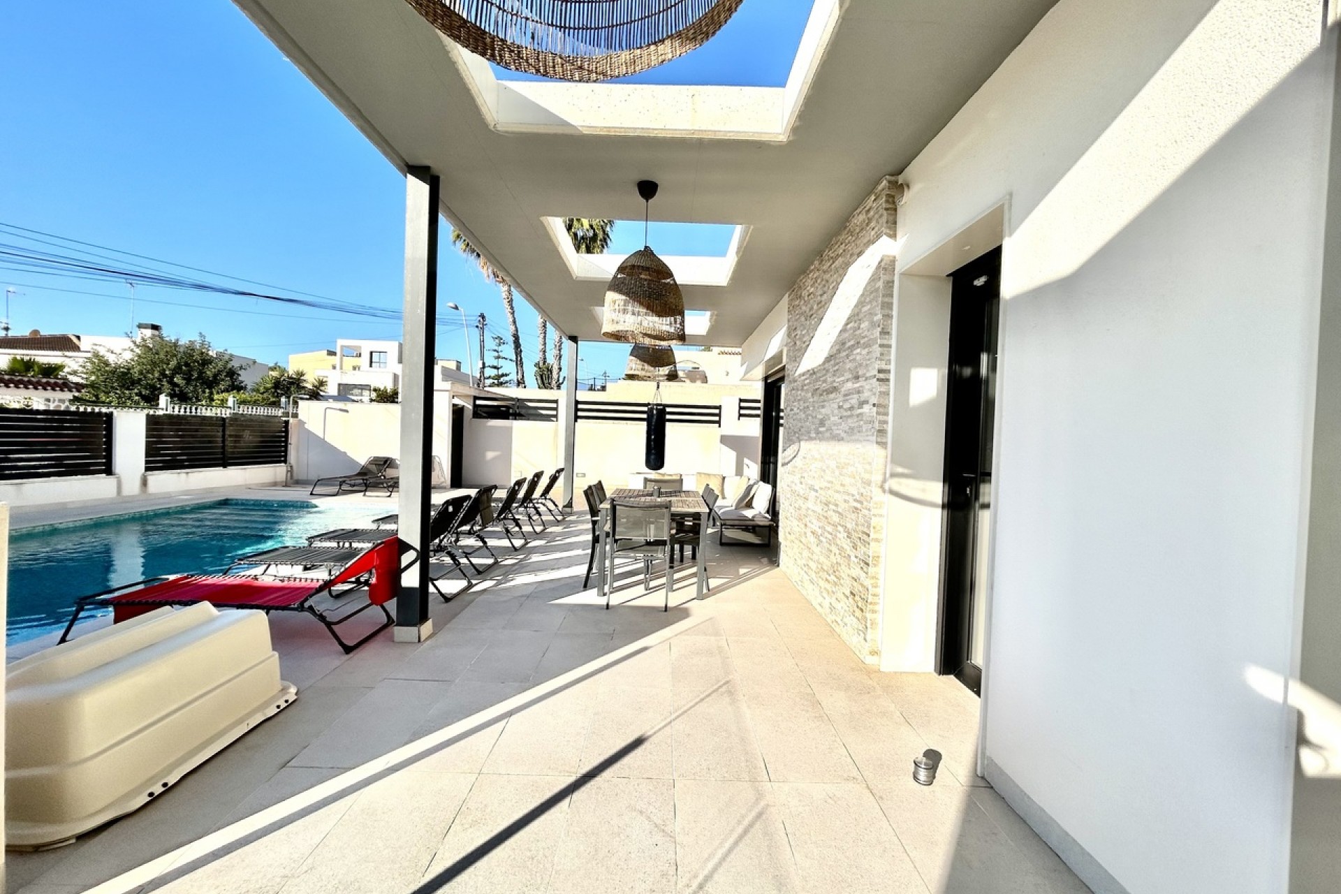 Återförsäljning - Villa -
Los Balcones - Costa Blanca