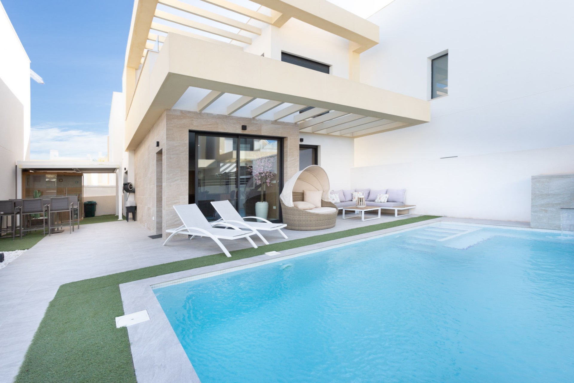 Återförsäljning - Villa -
Los Montesinos - Costa Blanca