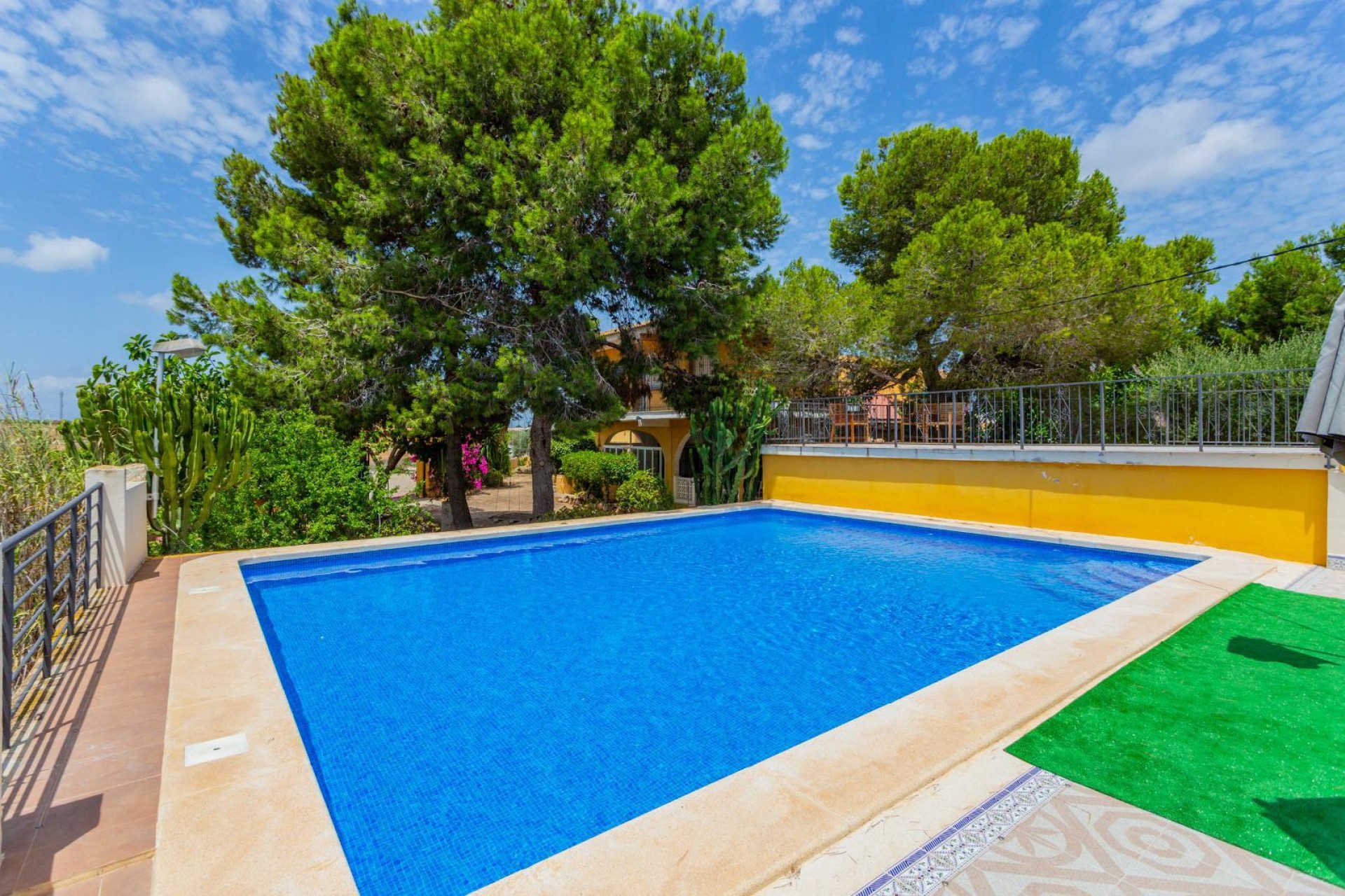 Återförsäljning - Villa -
Los Montesinos - Costa Blanca