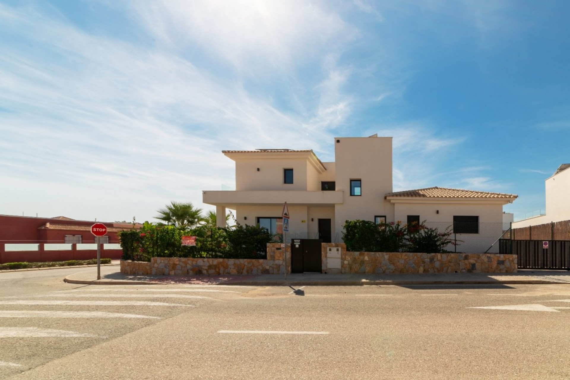 Återförsäljning - Villa -
Los Montesinos - Costa Blanca
