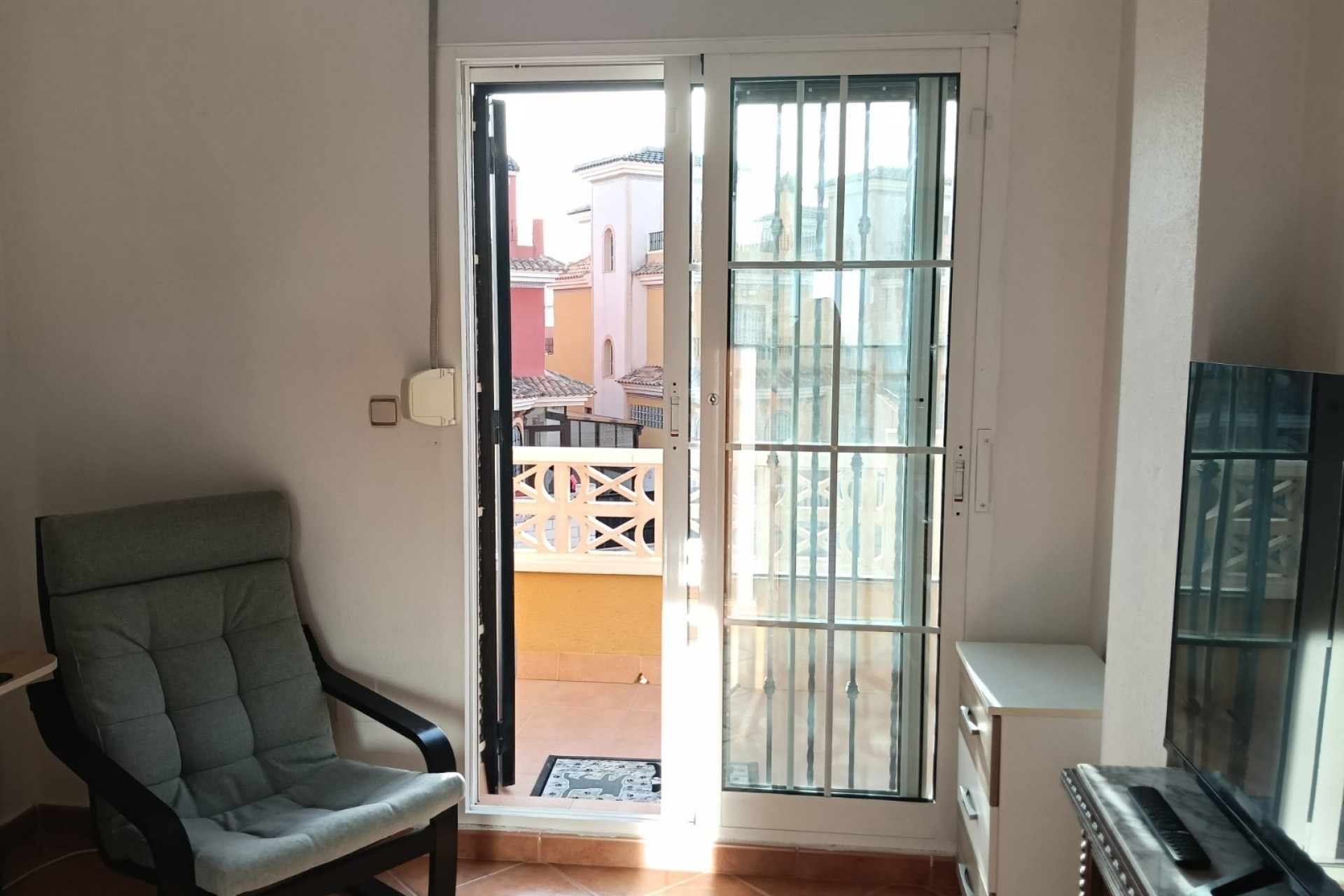 Återförsäljning - Villa -
Los Montesinos - Costa Blanca