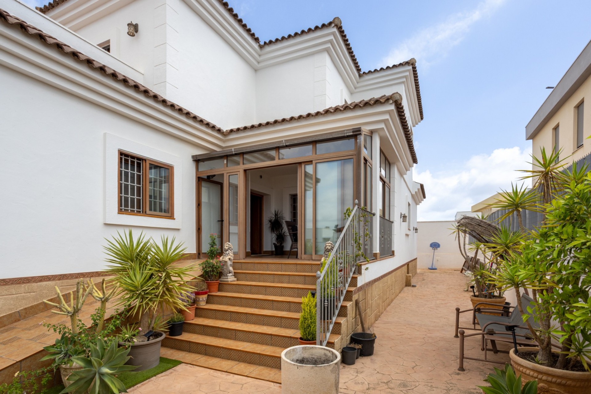 Återförsäljning - Villa -
Los Montesinos - Costa Blanca