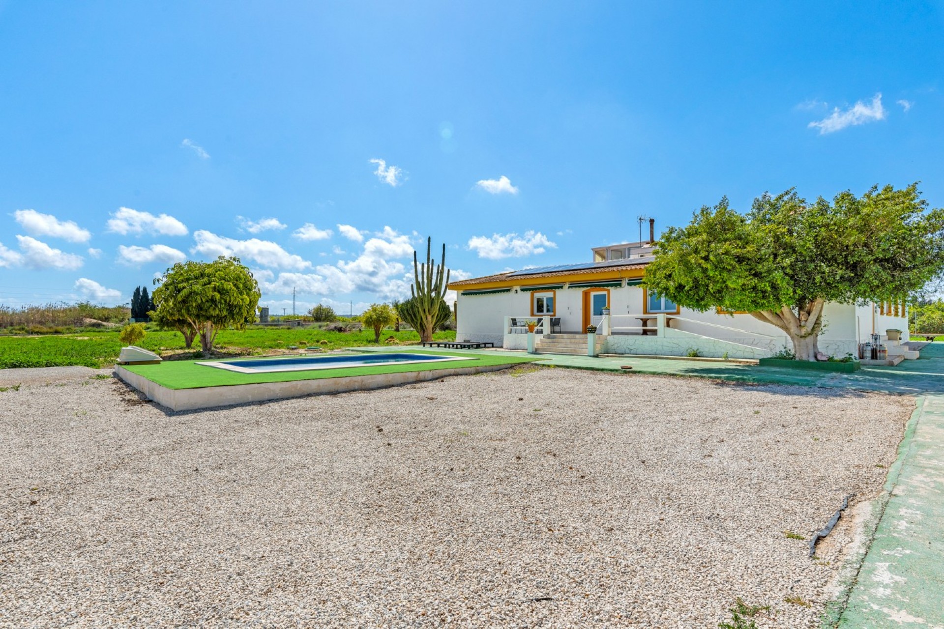 Återförsäljning - Villa -
Los Montesinos - Costa Blanca