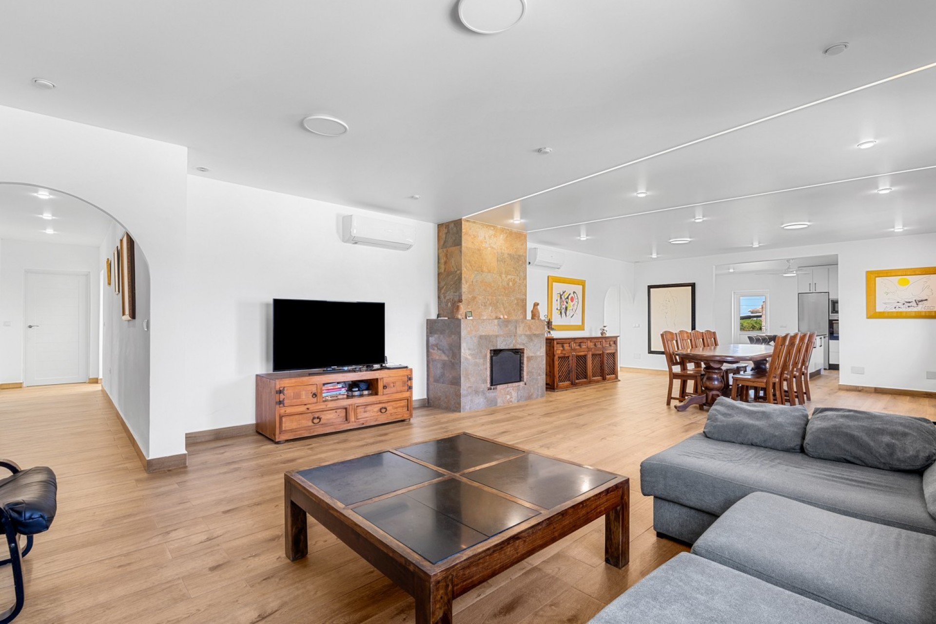 Återförsäljning - Villa -
Los Montesinos - Costa Blanca