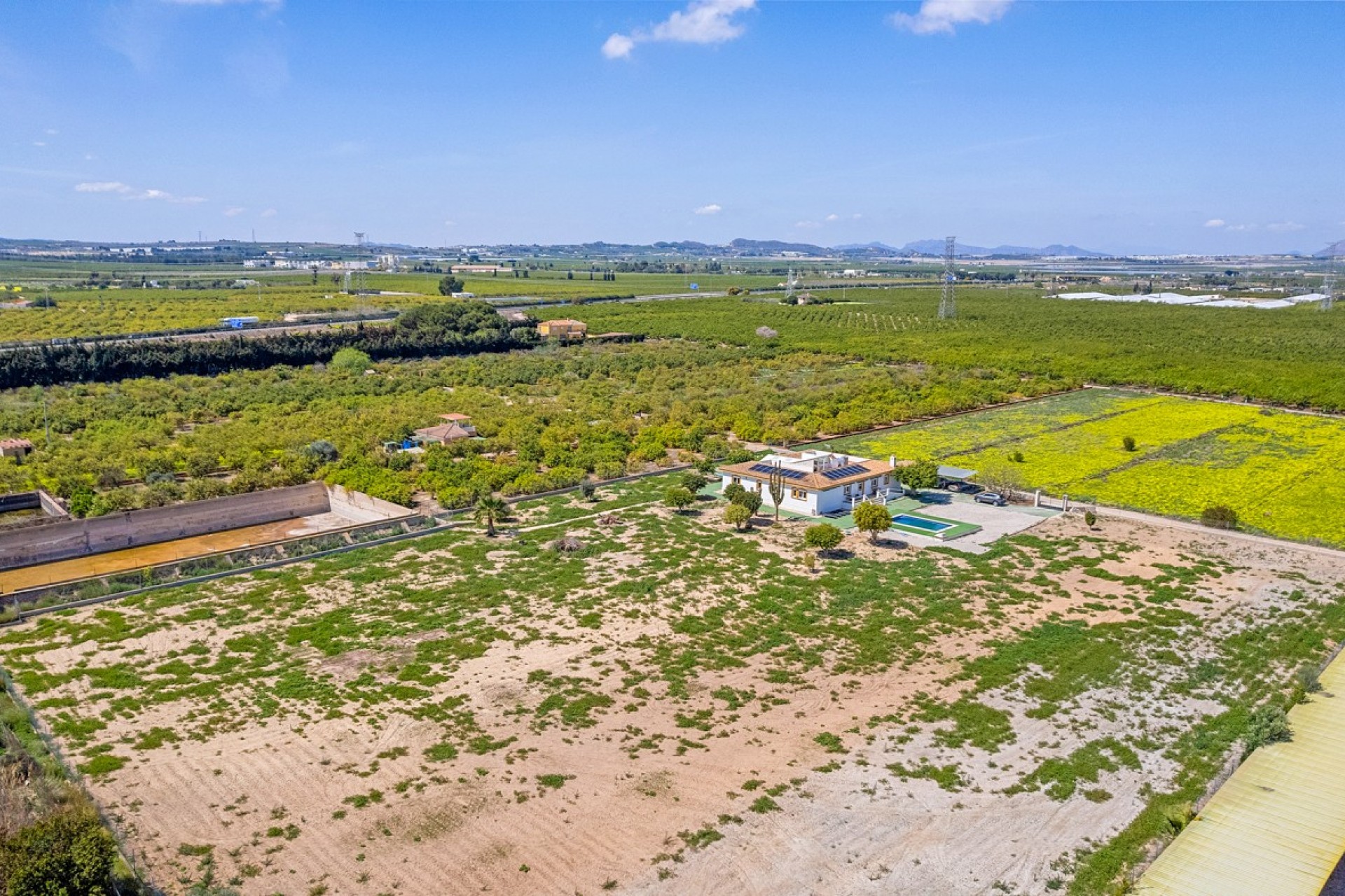 Återförsäljning - Villa -
Los Montesinos - Costa Blanca