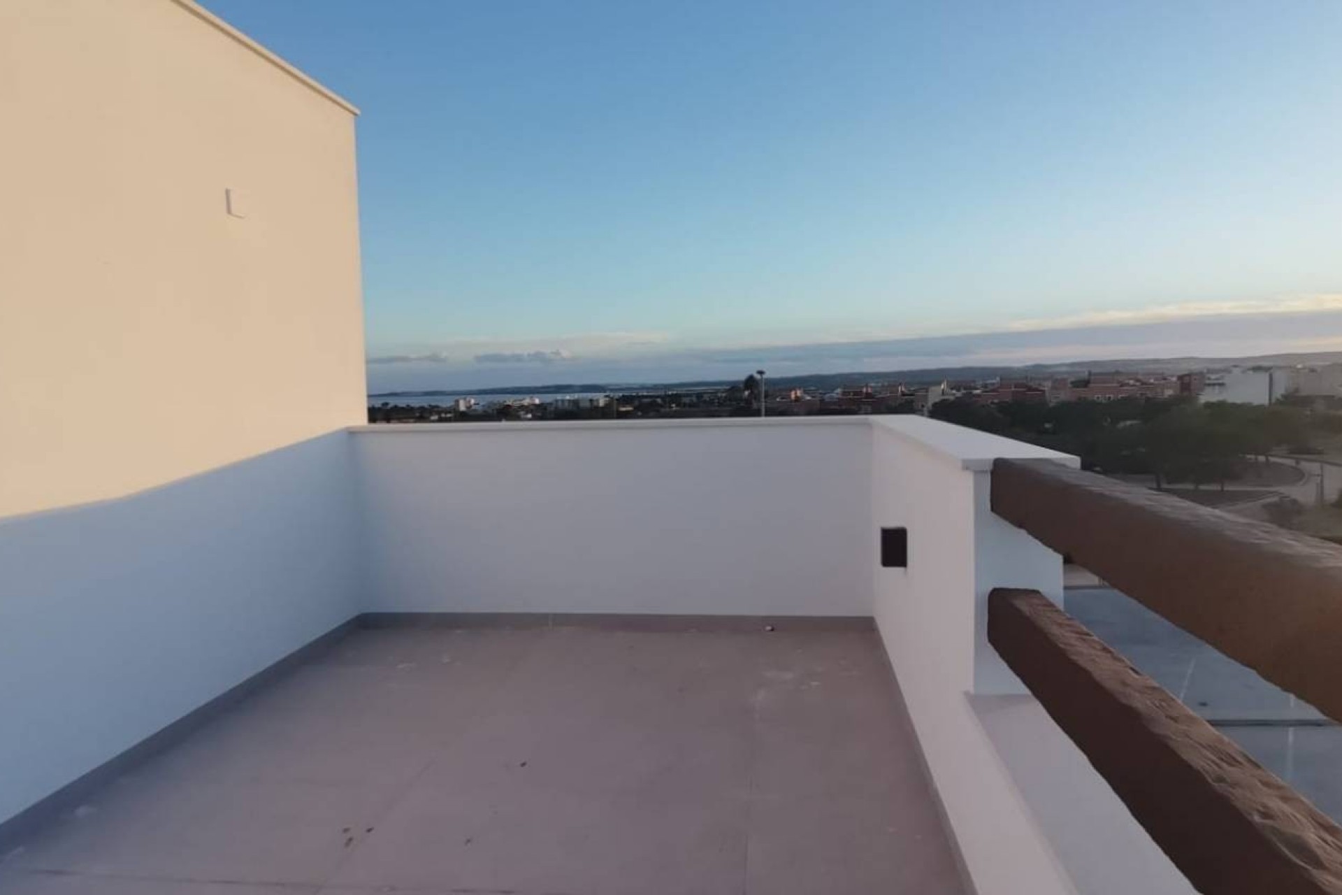 Återförsäljning - Villa -
Los Montesinos - Costa Blanca